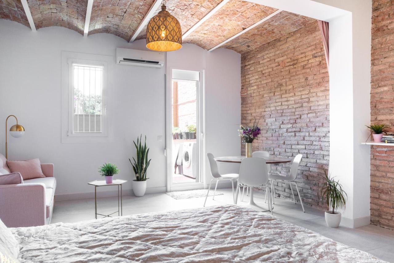 Magic Apartment With Private Terrace Barcelona Bagian luar foto